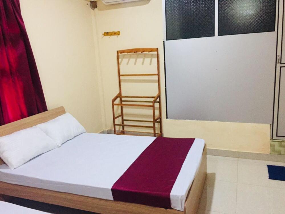 Hb Budget Rest Jaffna Exterior foto